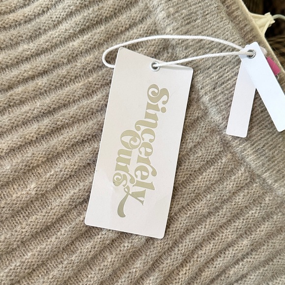 Sincerely Ours Knit Ribbed A-Line Skirt in Light Gray/Tan M - Picture 3 of 6